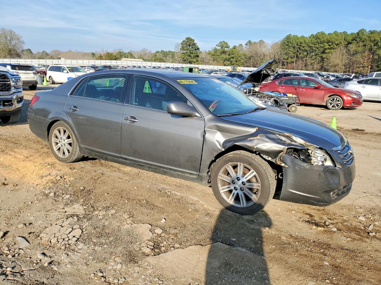 2005 TOYOTA AVALON XL photo 4