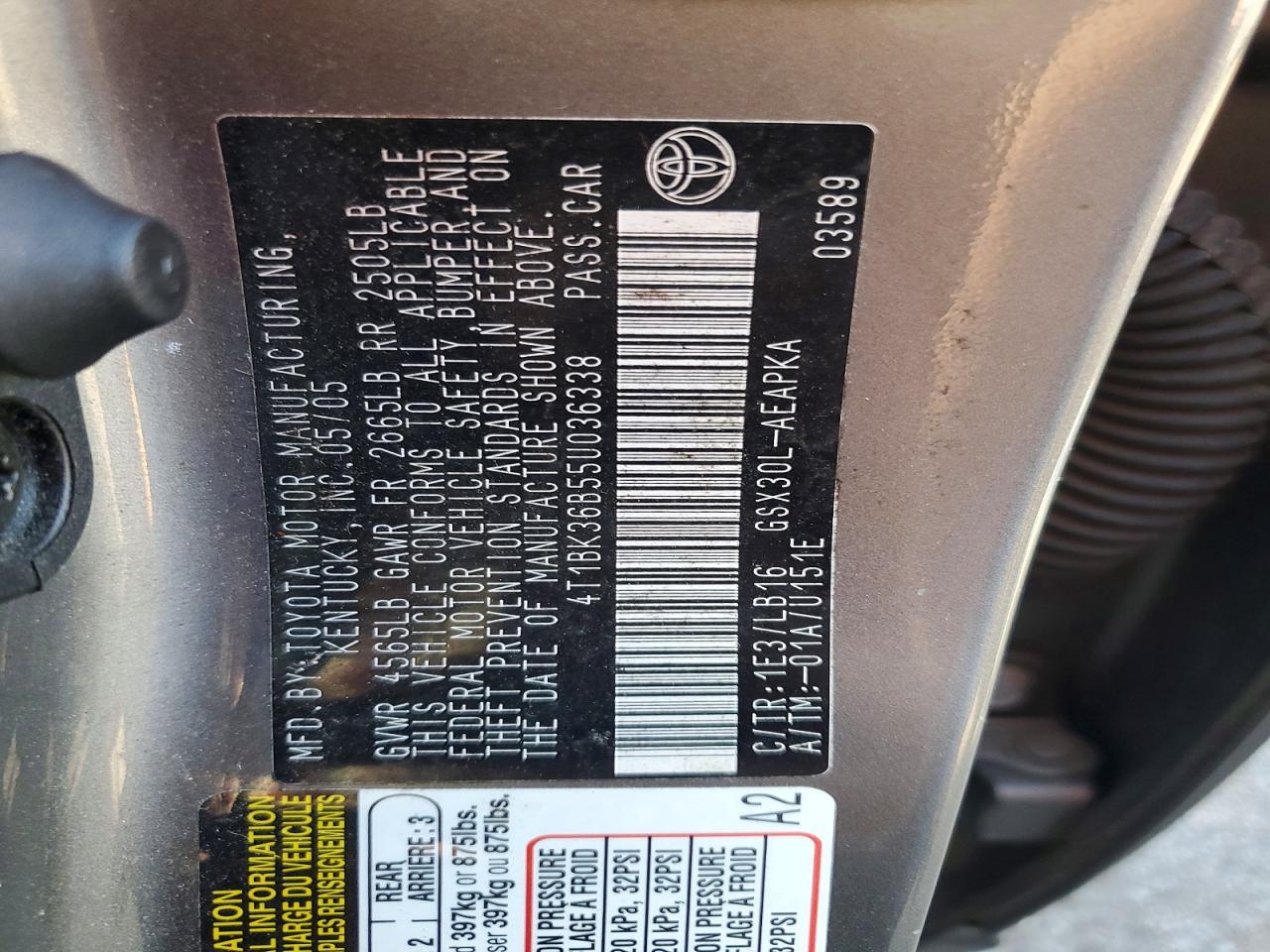 2005 TOYOTA AVALON XL photo 12