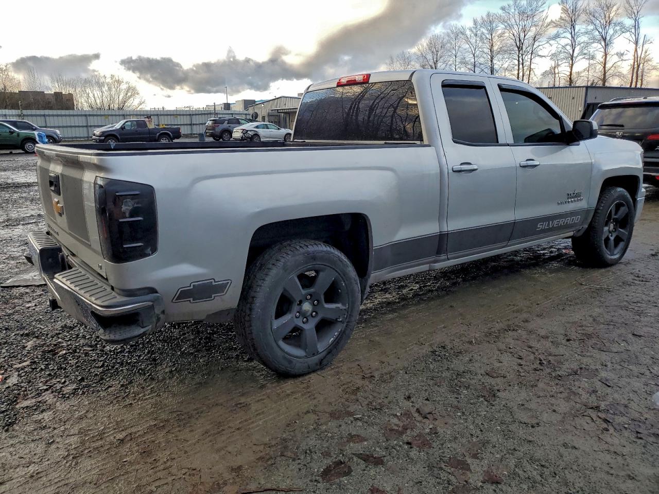 2014 CHEVROLET SILVERADO C1500 LT photo 3