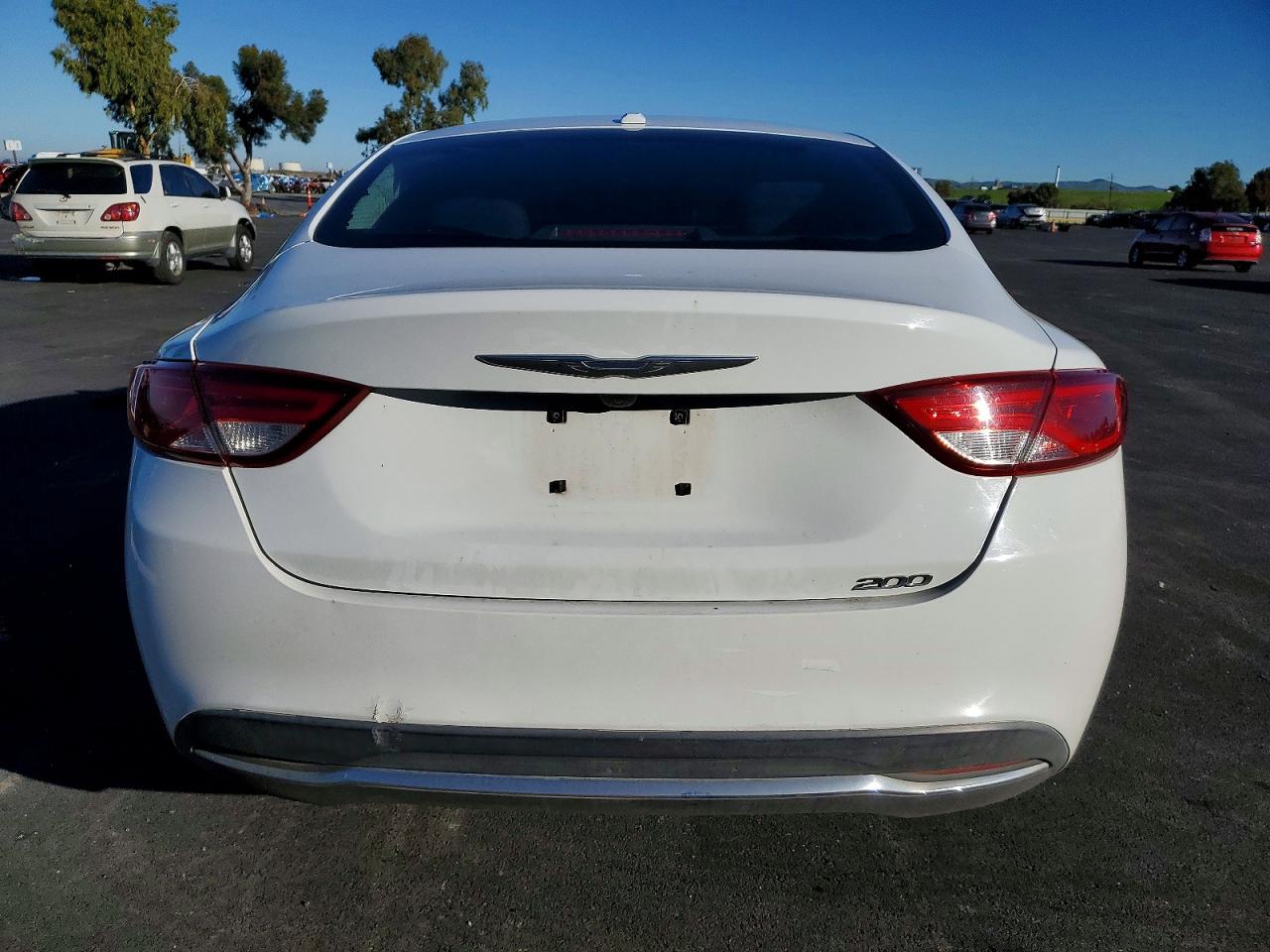 2015 CHRYSLER 200 LIMITED photo 6