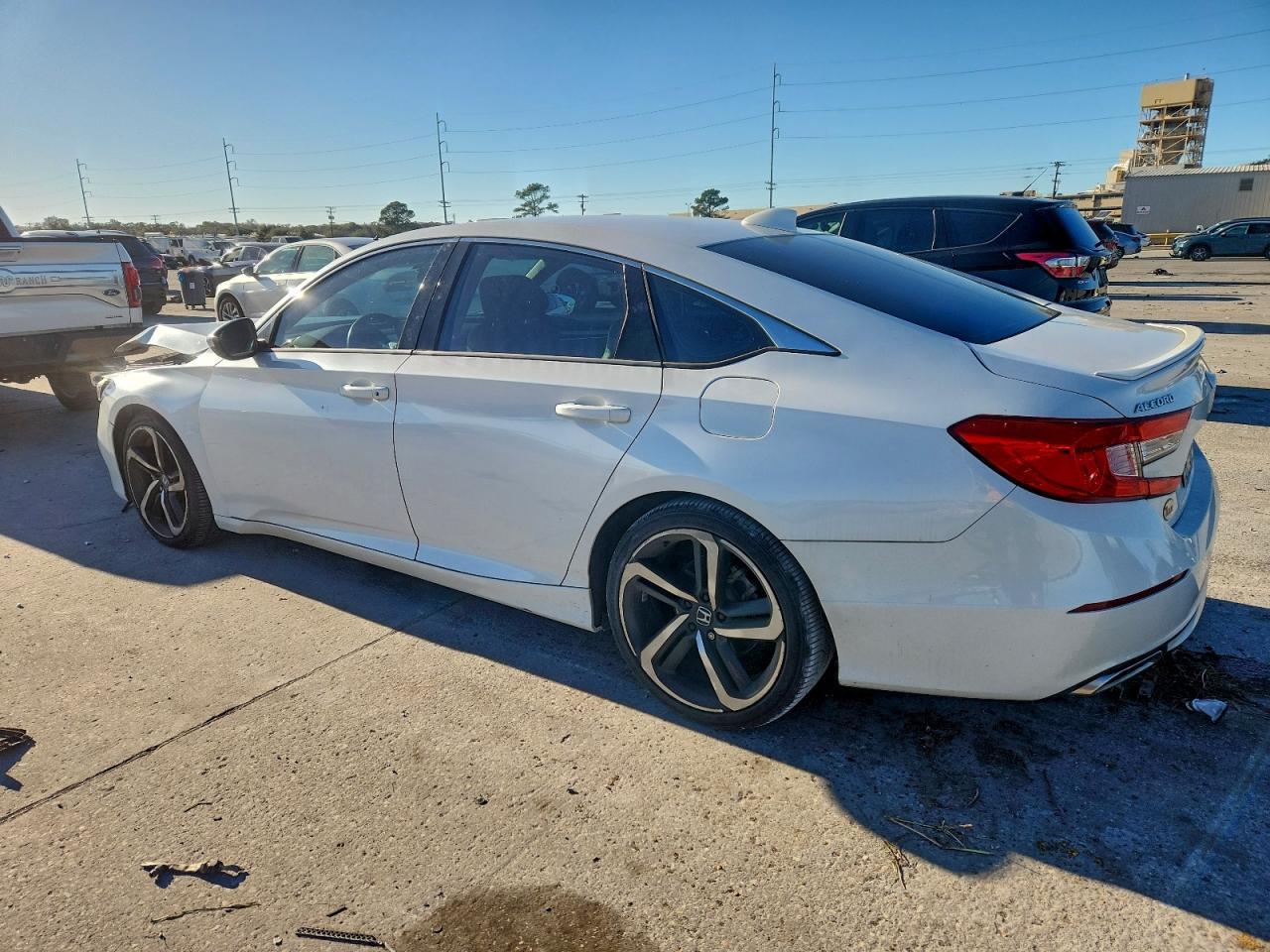 2018 HONDA ACCORD SPORT photo 2