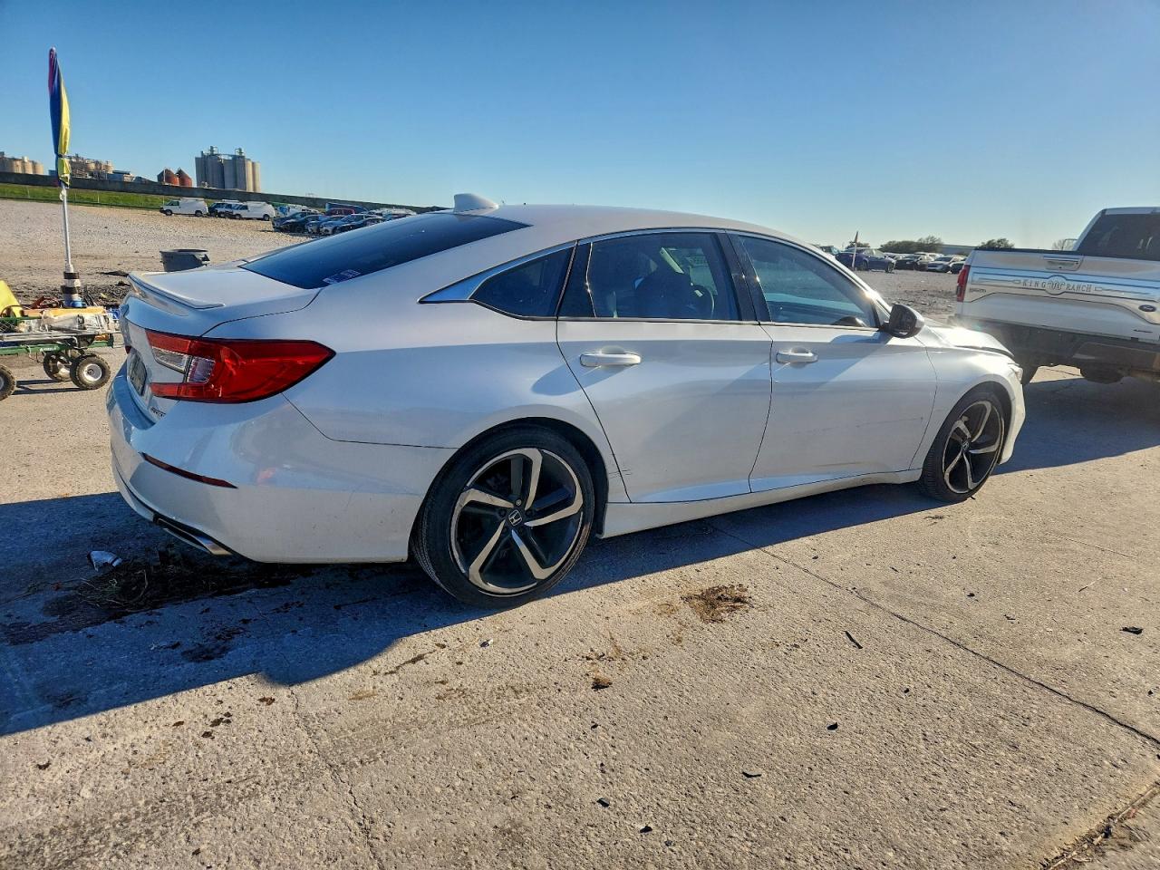 2018 HONDA ACCORD SPORT photo 3