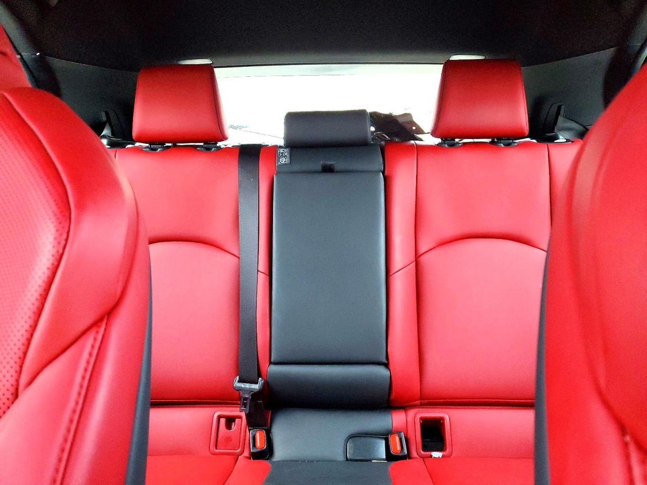 2022 LEXUS UX 250H BASE photo 10