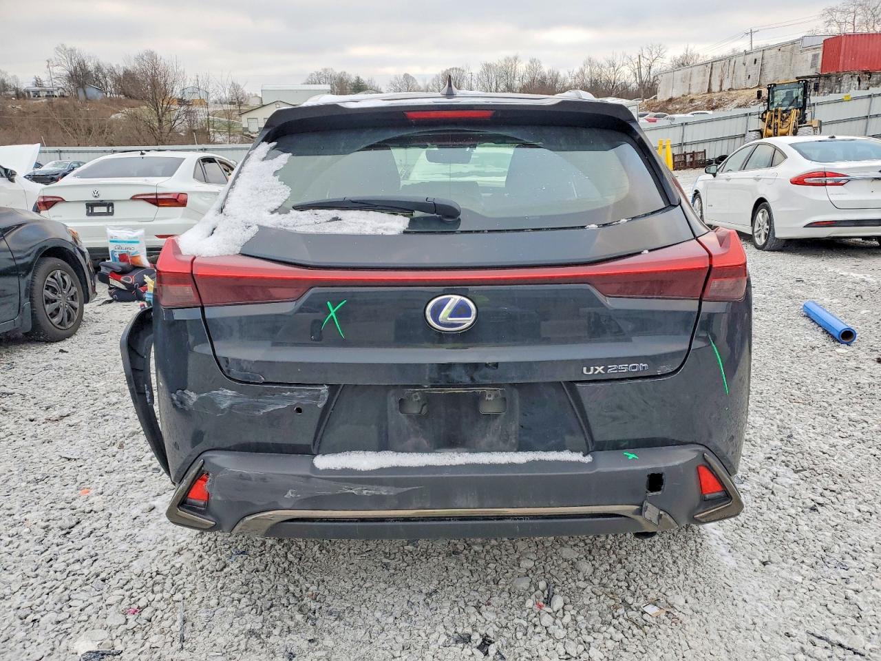 2022 LEXUS UX 250H BASE photo 6