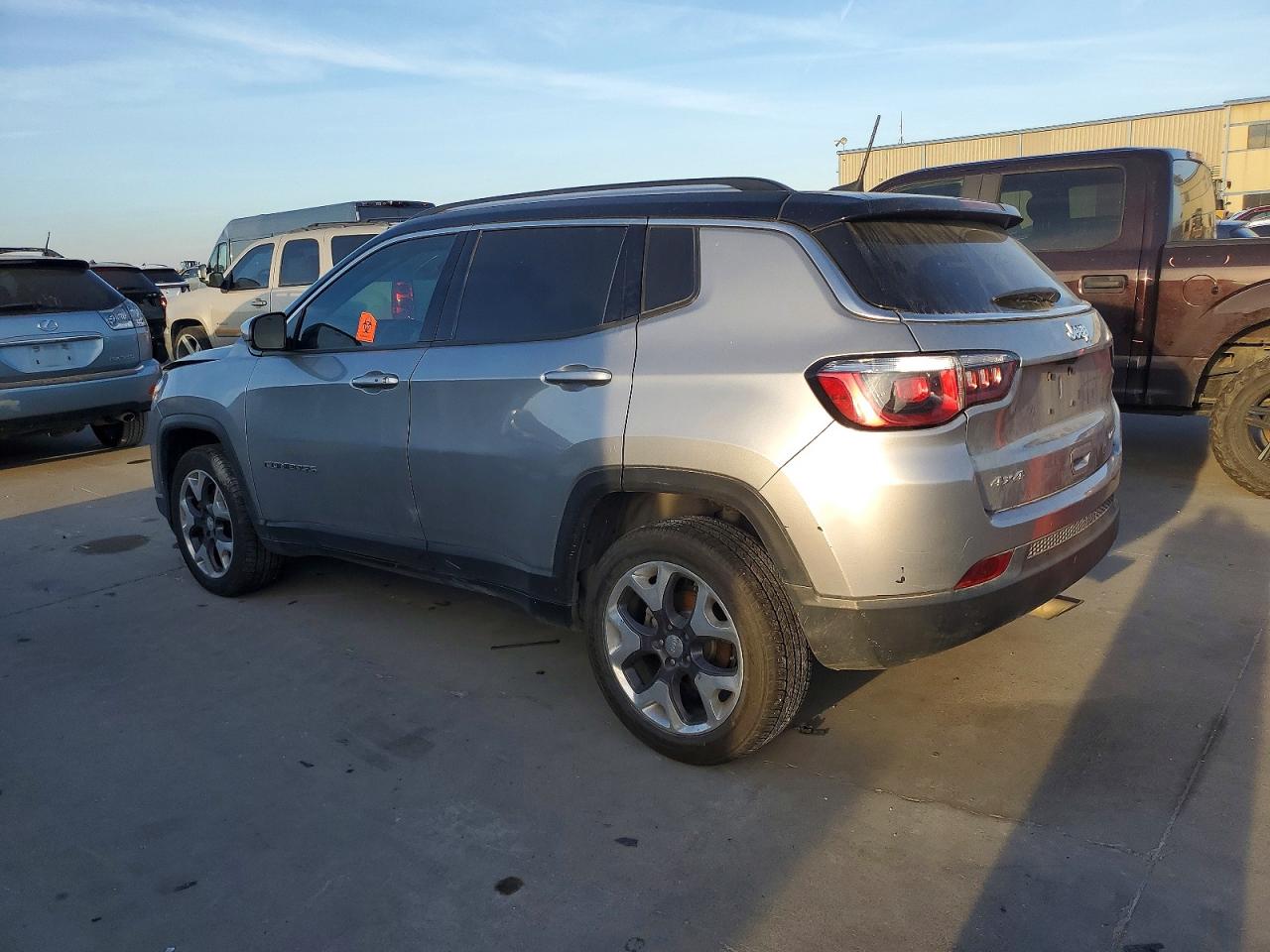 2019 JEEP COMPASS LIMITED photo 2
