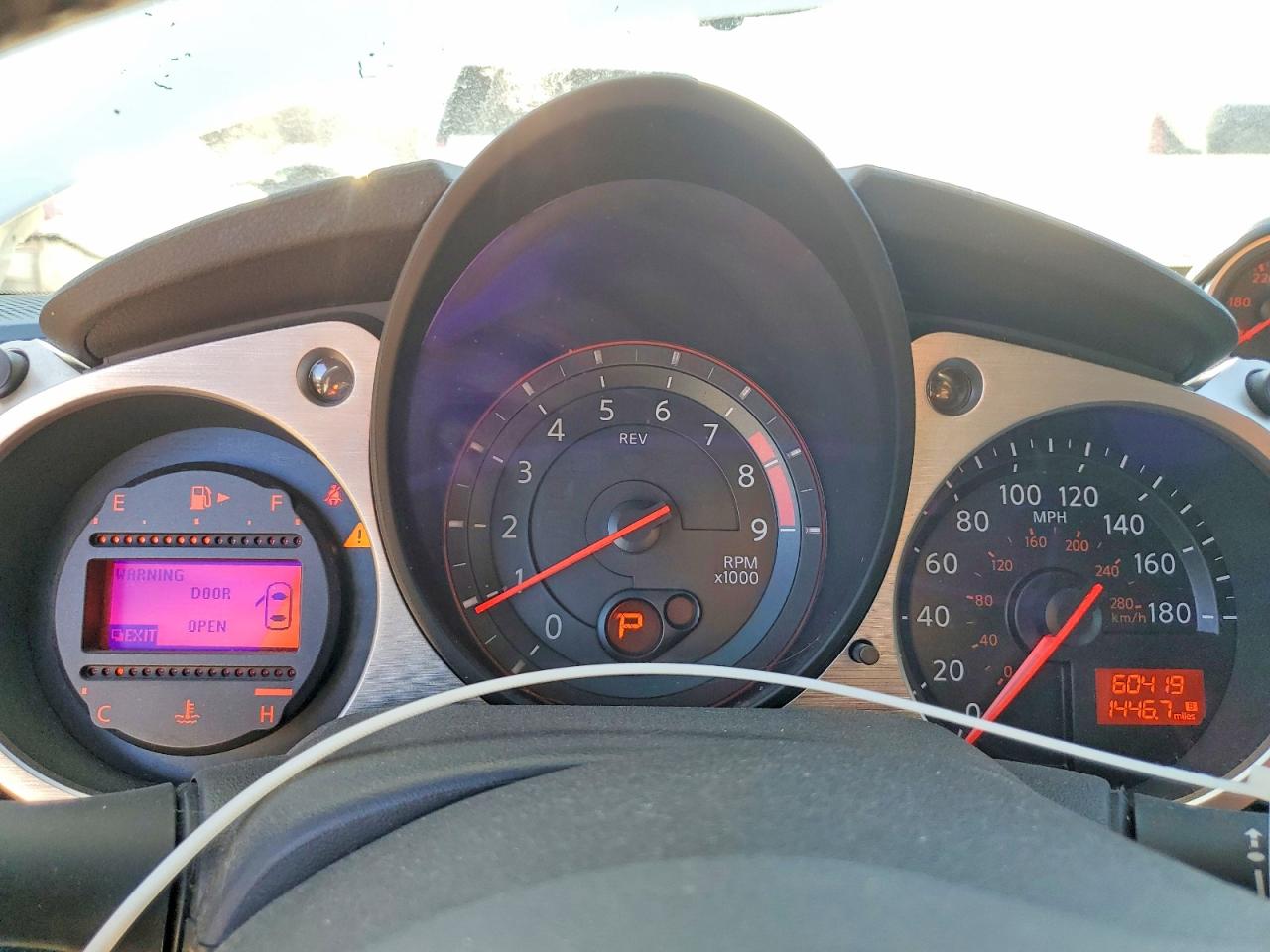 2017 NISSAN 370Z BASE photo 9