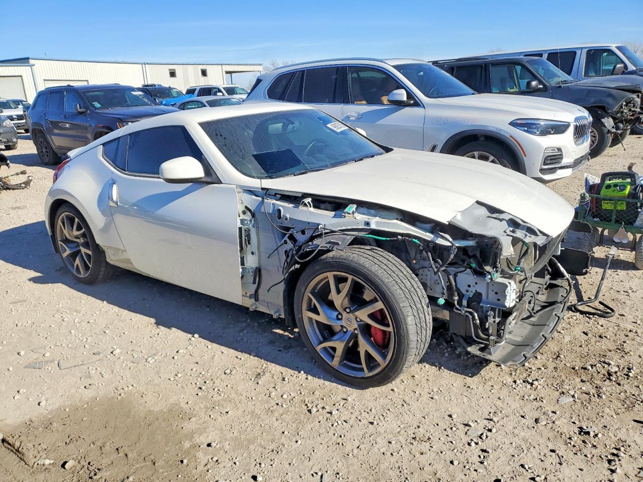 2017 NISSAN 370Z BASE photo 4