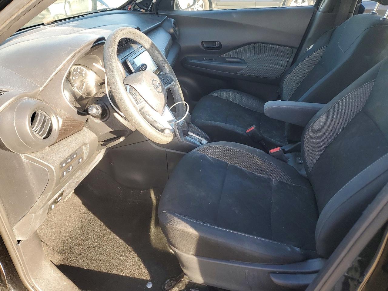 2020 NISSAN KICKS S photo 7