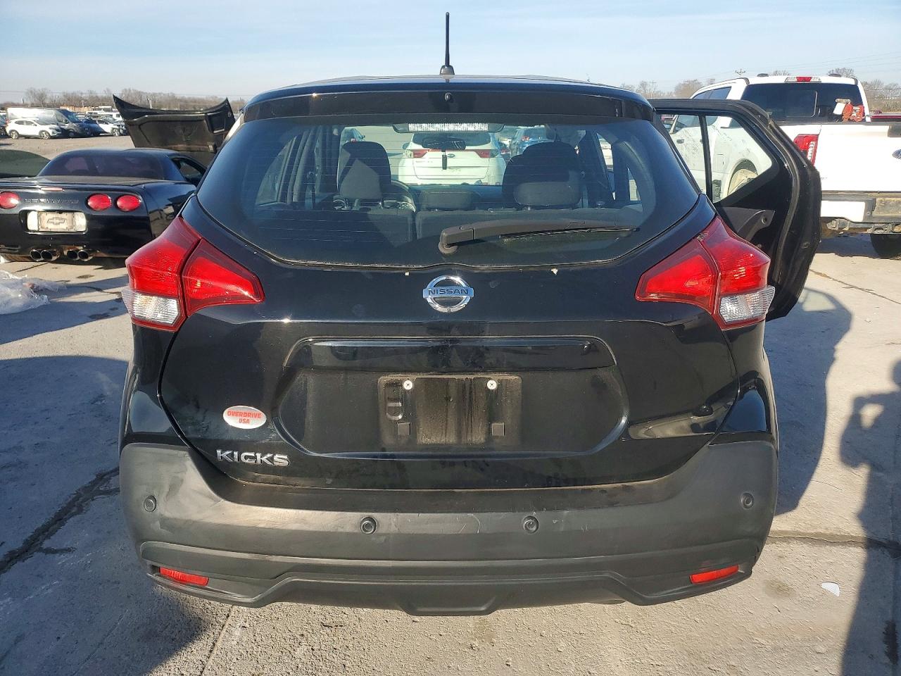 2020 NISSAN KICKS S photo 6