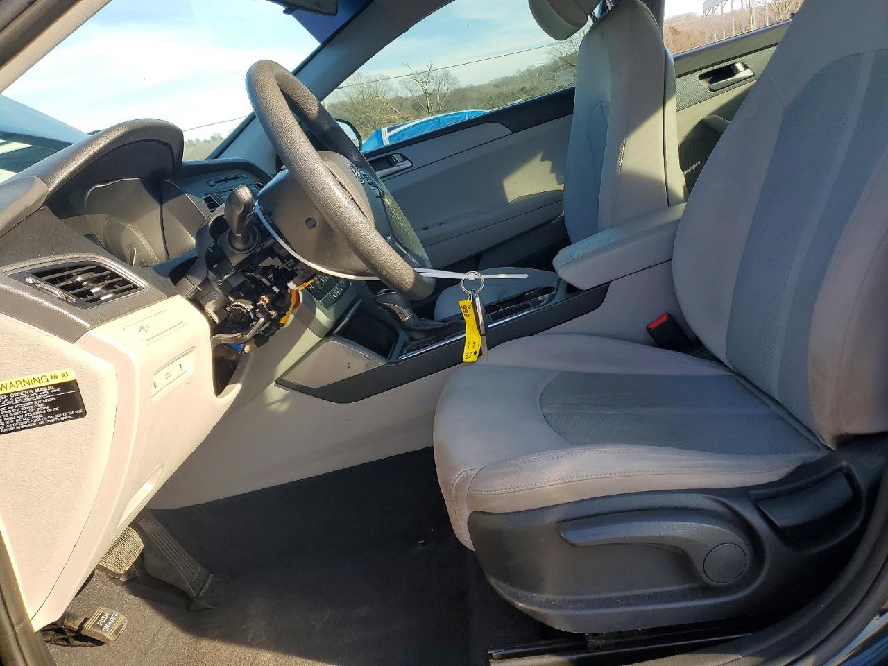 2017 HYUNDAI SONATA SE photo 7