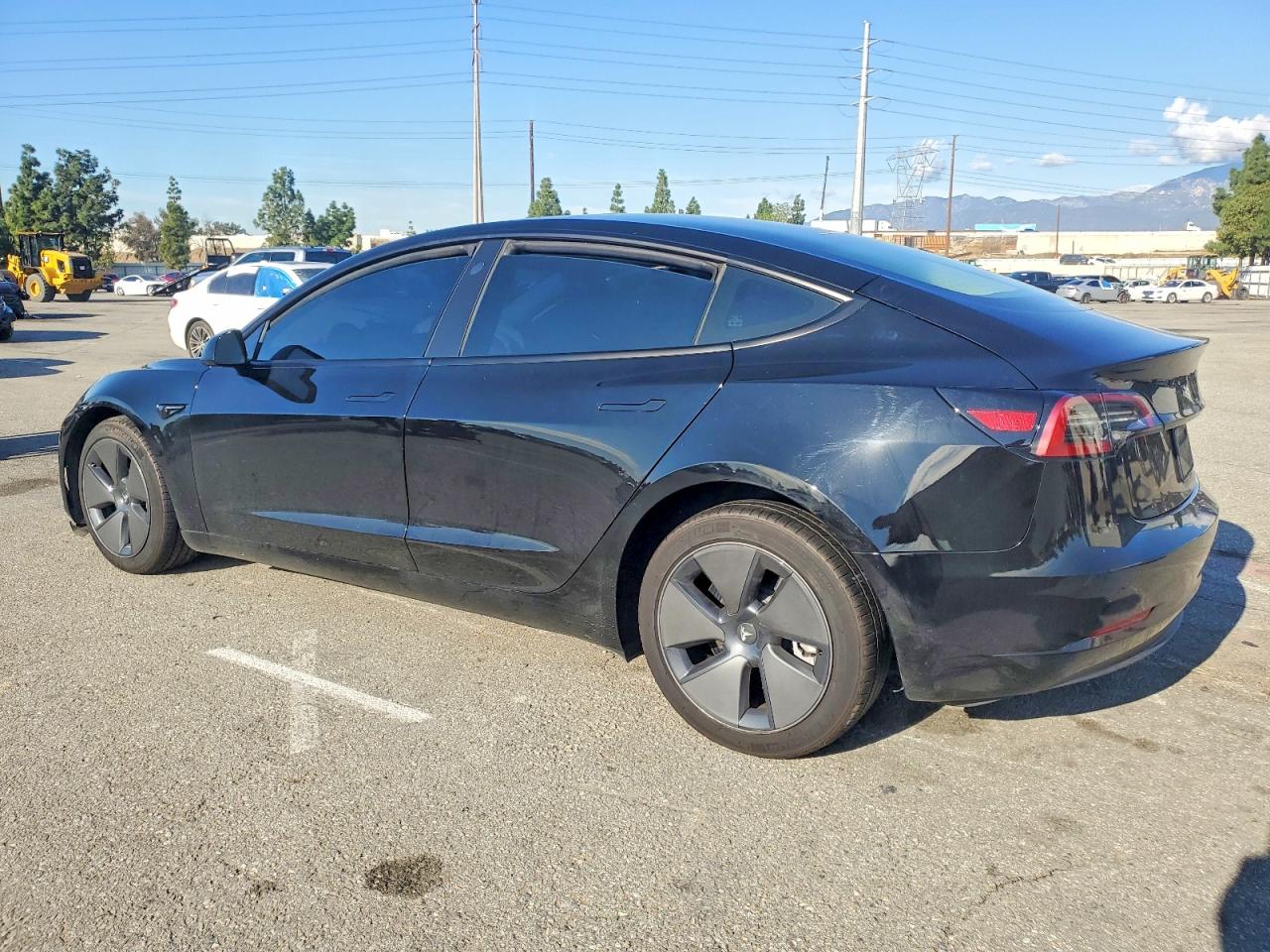 2023 TESLA MODEL 3 photo 3