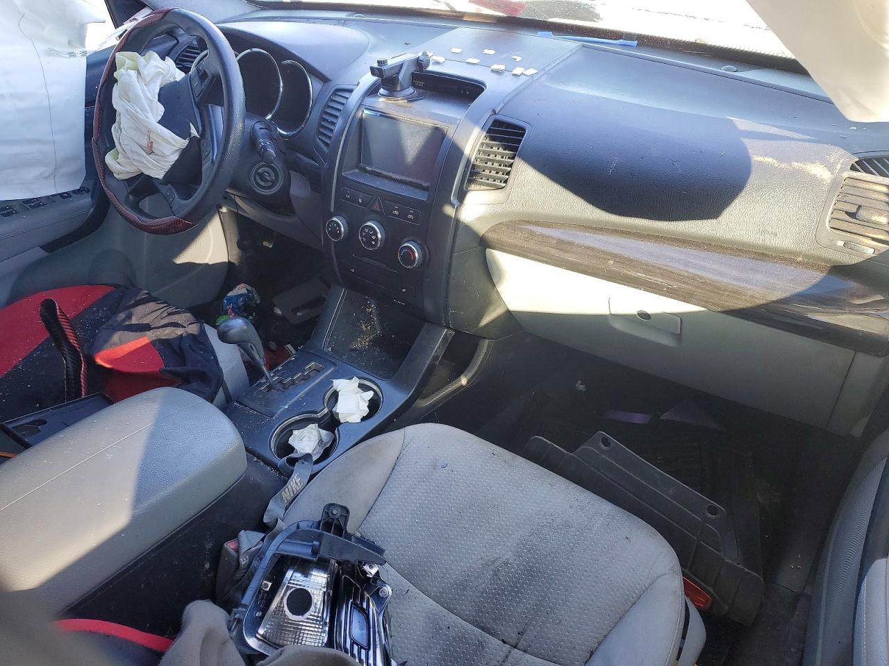 2011 KIA SORENTO BASE photo 15