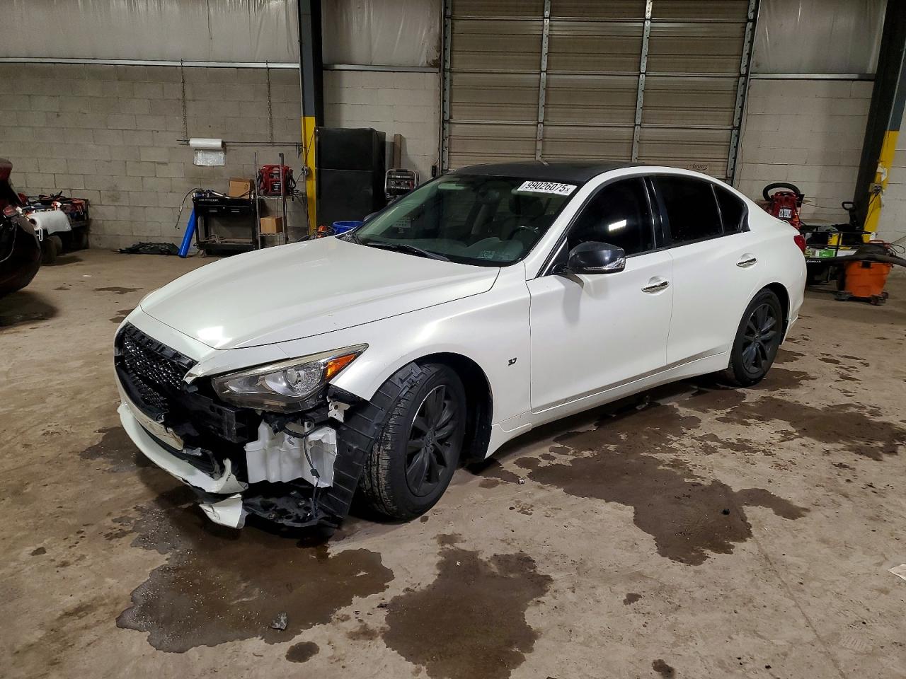 2015 INFINITI Q50