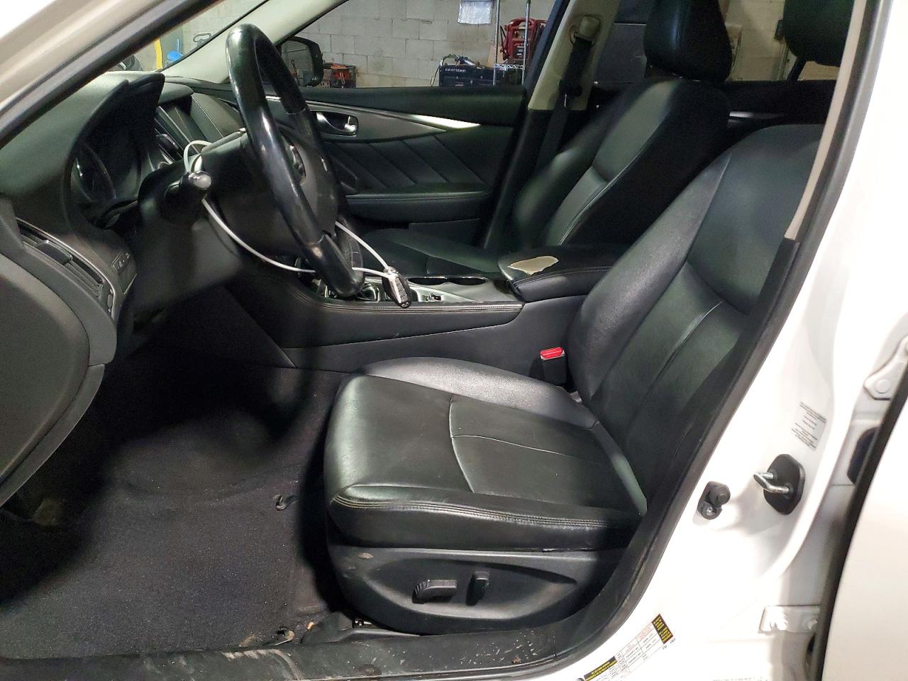 2015 INFINITI Q50 BASE photo 7