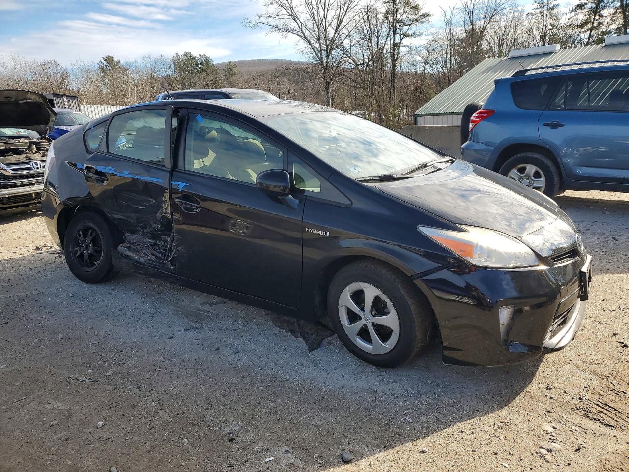 2013 TOYOTA PRIUS photo 7