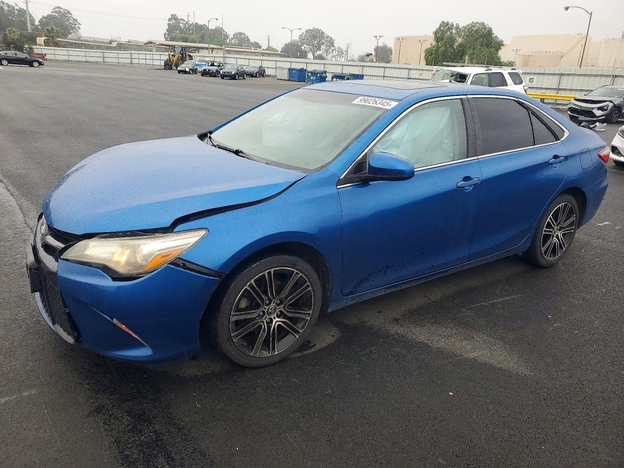 2016 TOYOTA CAMRY