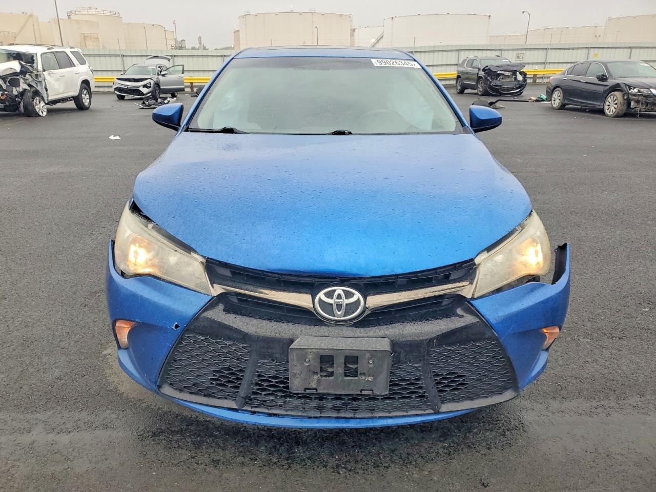 2016 TOYOTA CAMRY LE photo 5