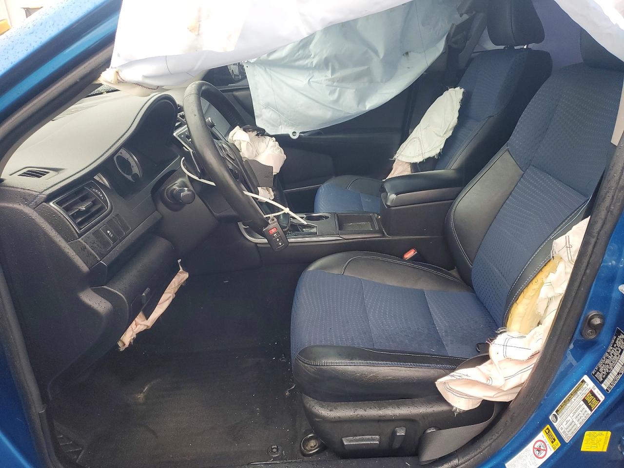 2016 TOYOTA CAMRY LE photo 7