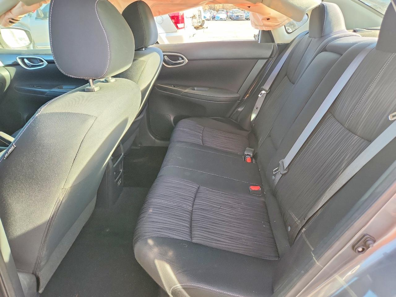 2018 NISSAN SENTRA S photo 10