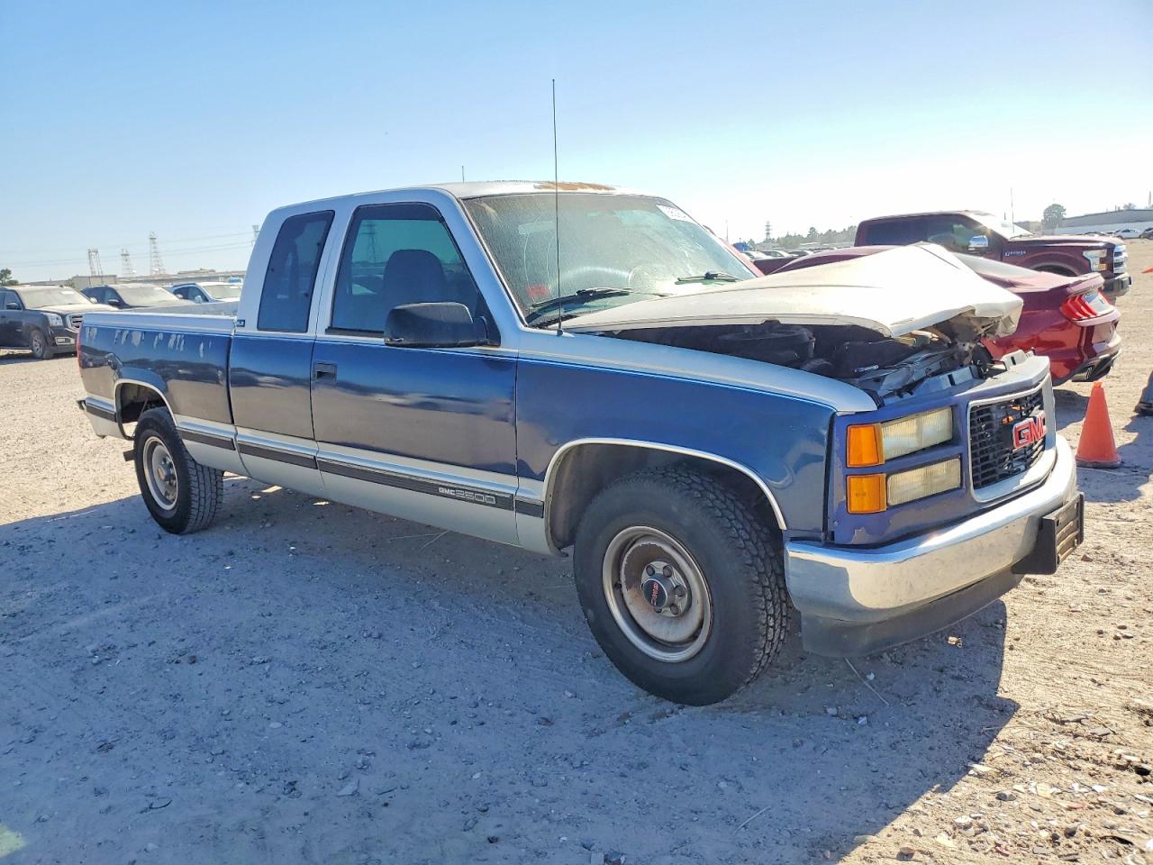 1995 GMC SIERRA C2500 photo 7