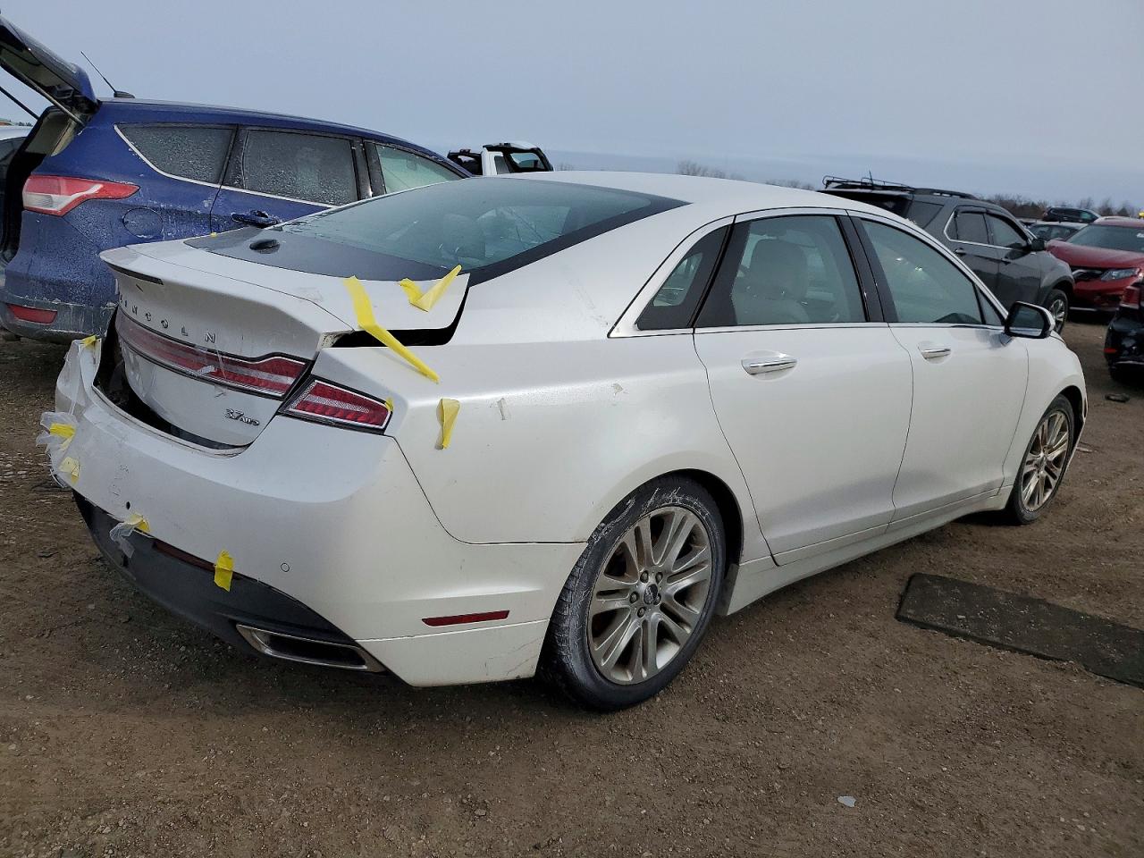 2016 LINCOLN MKZ photo 5