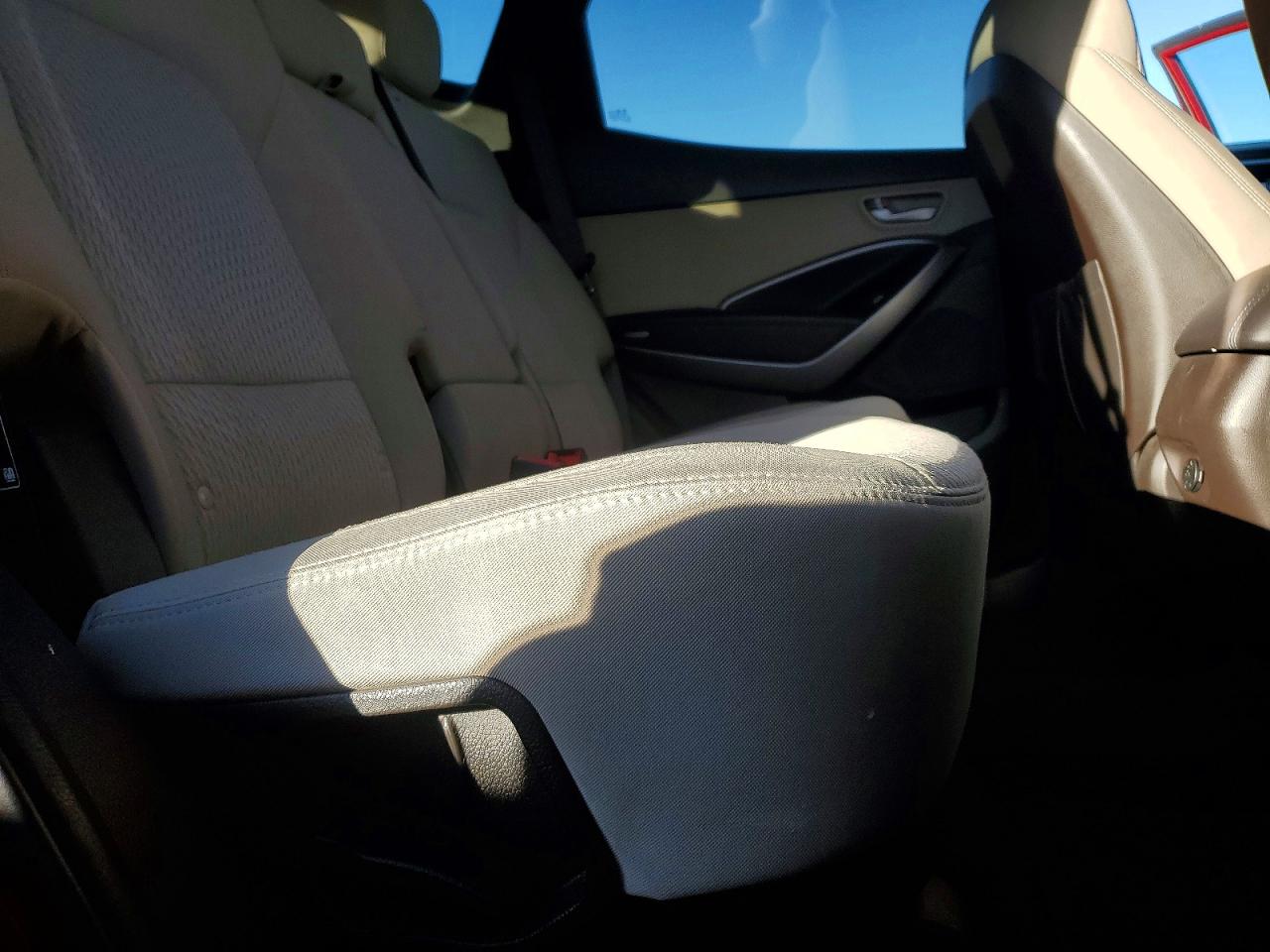 2016 HYUNDAI SANTA FE SPORT 2.4L photo 21