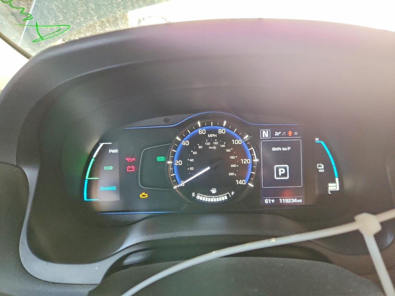 2019 HYUNDAI IONIQ photo 9