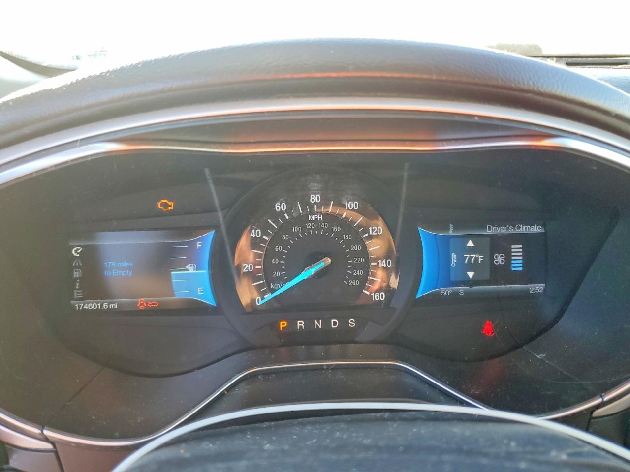 2014 FORD FUSION SE photo 17