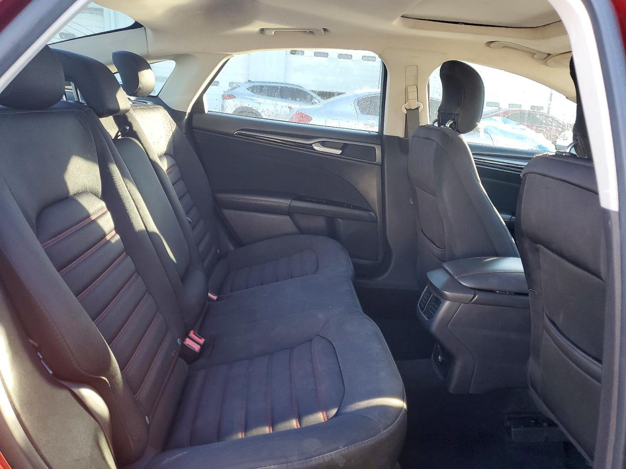 2014 FORD FUSION SE photo 19