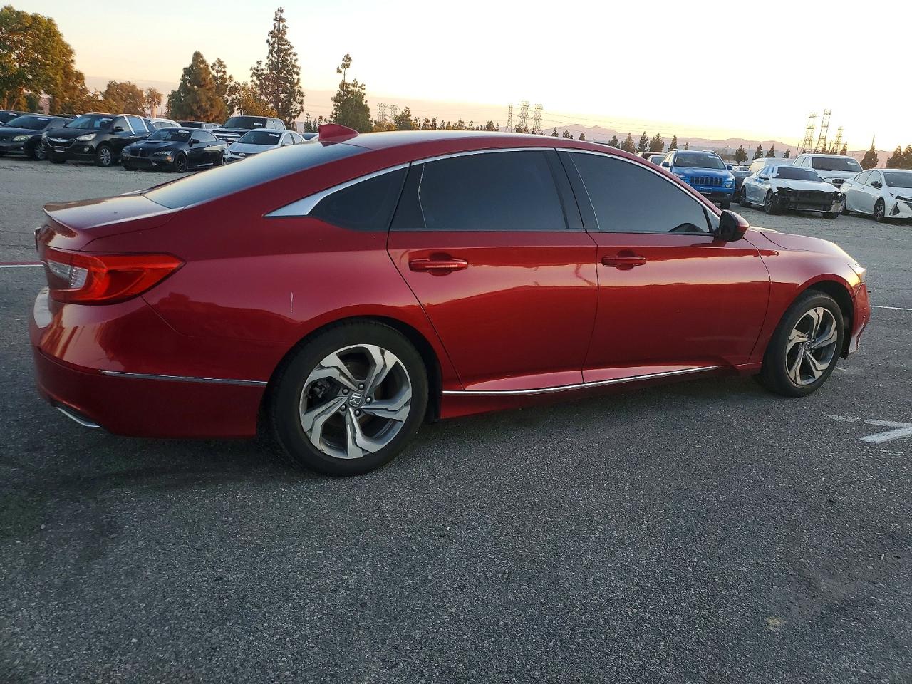 2018 HONDA ACCORD EX photo 3