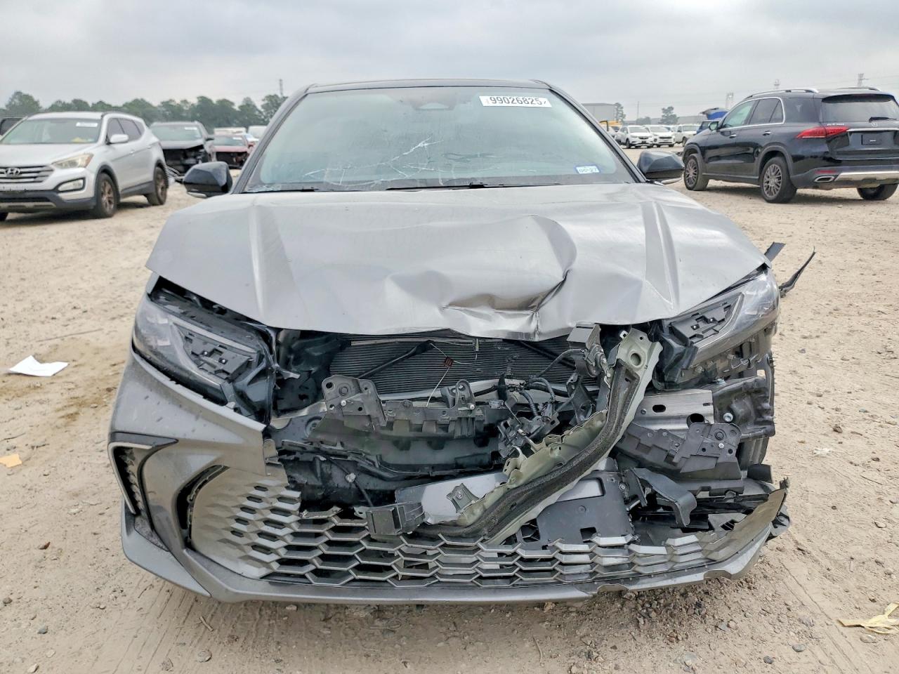 2025 TOYOTA CAMRY XSE photo 5