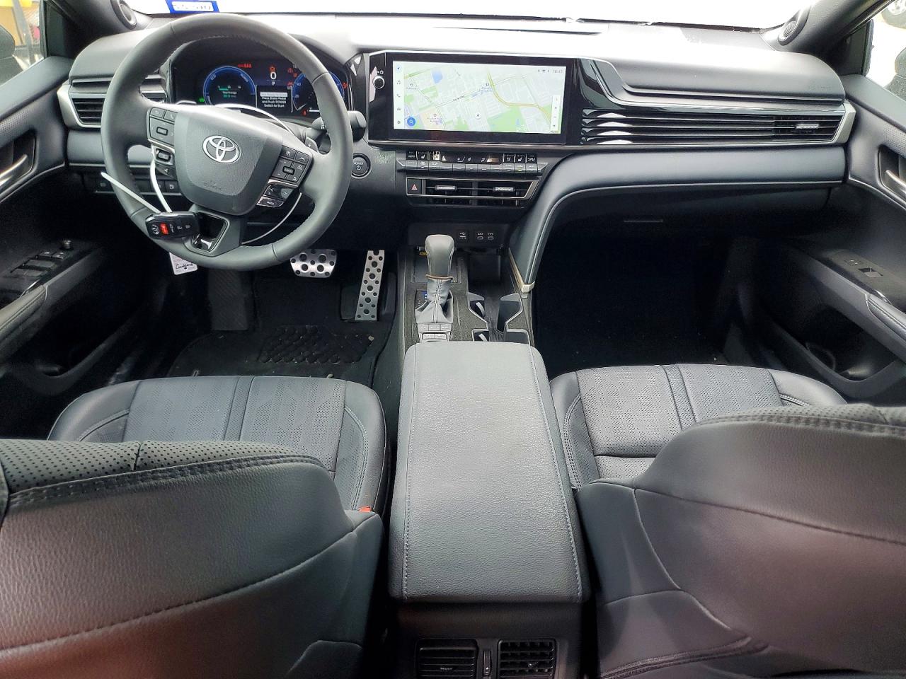 2025 TOYOTA CAMRY XSE photo 8
