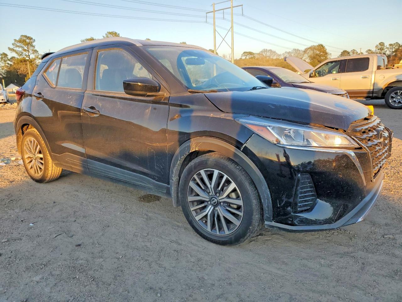 2022 NISSAN KICKS SV photo 4