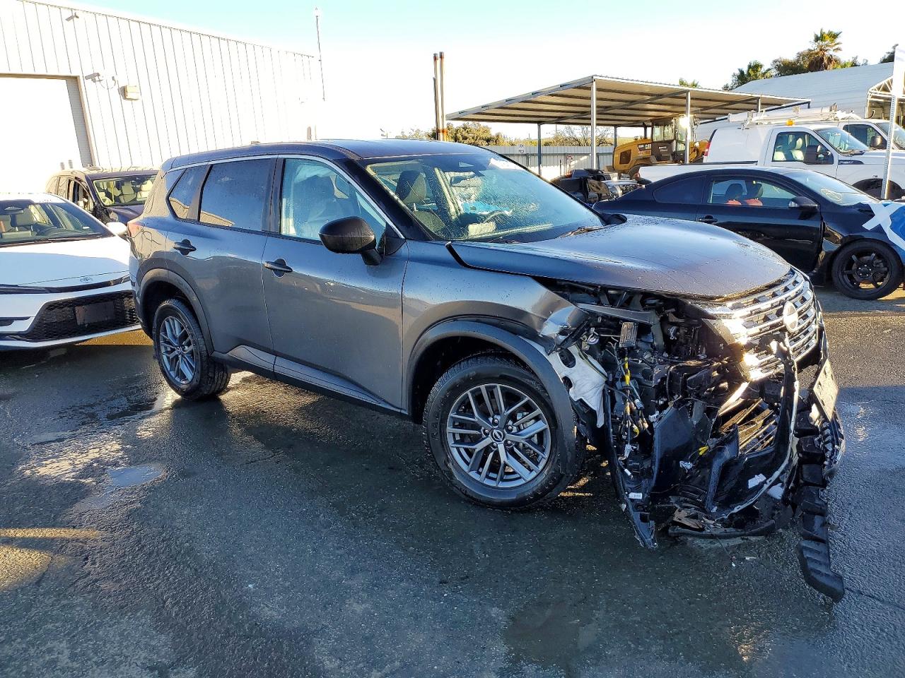 2024 NISSAN ROGUE S photo 4