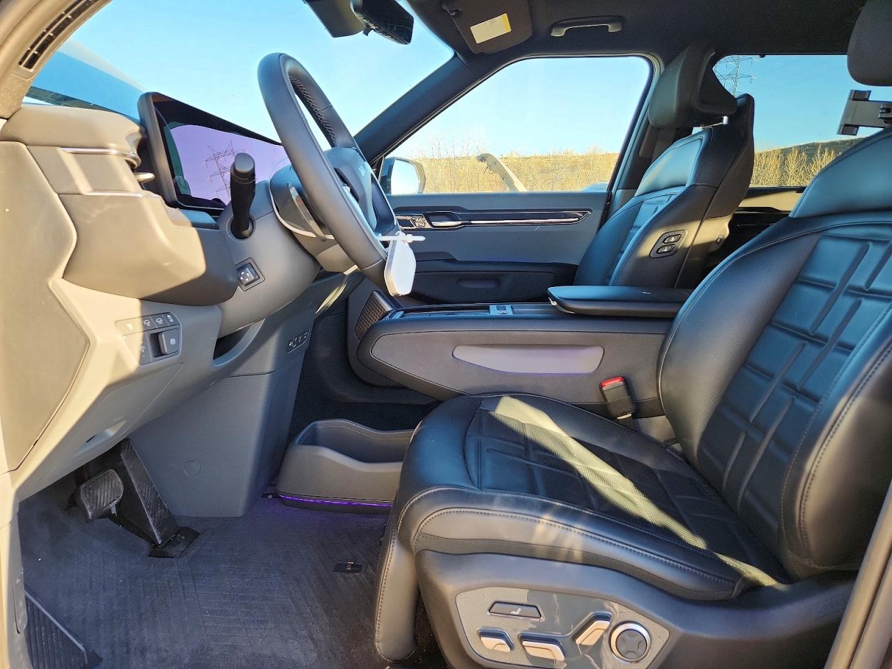 2026 KIA EV9 LAND photo 7