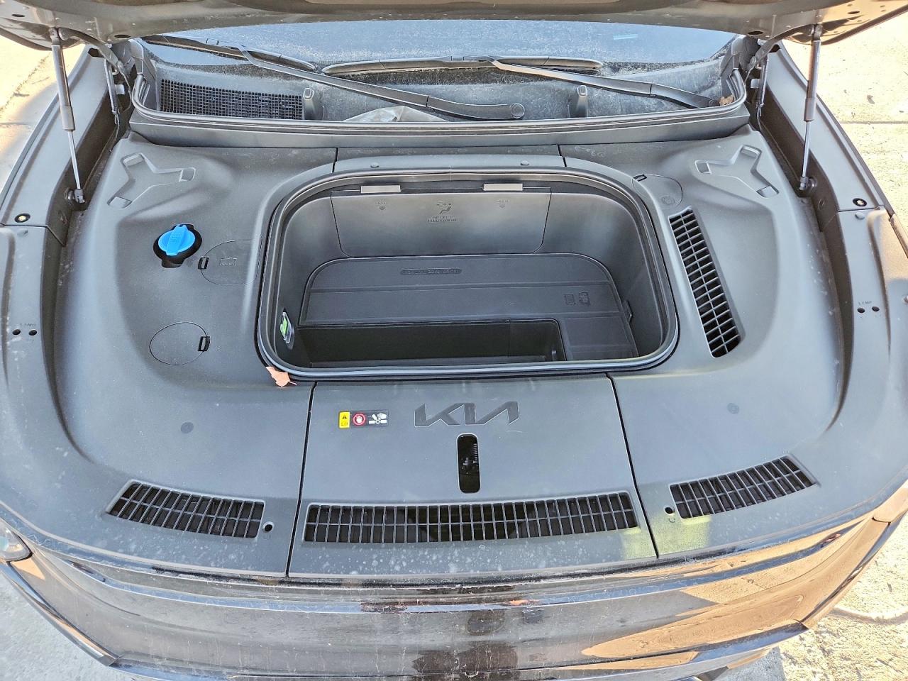 2026 KIA EV9 LAND photo 12