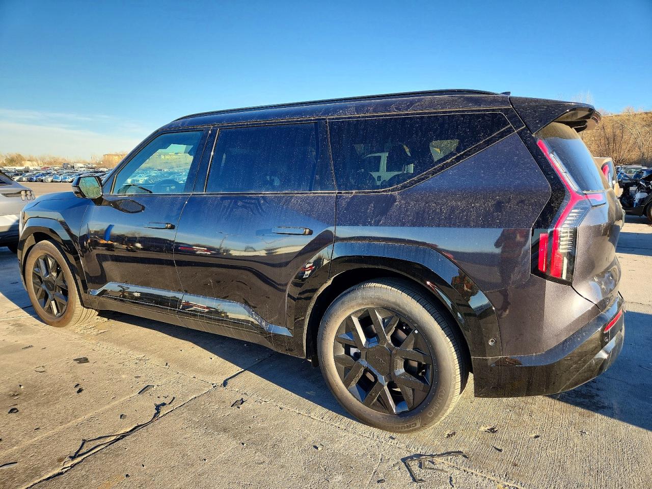 2026 KIA EV9 LAND photo 2