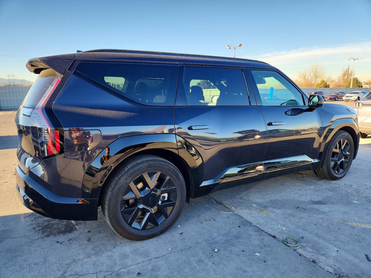 2026 KIA EV9 LAND photo 3
