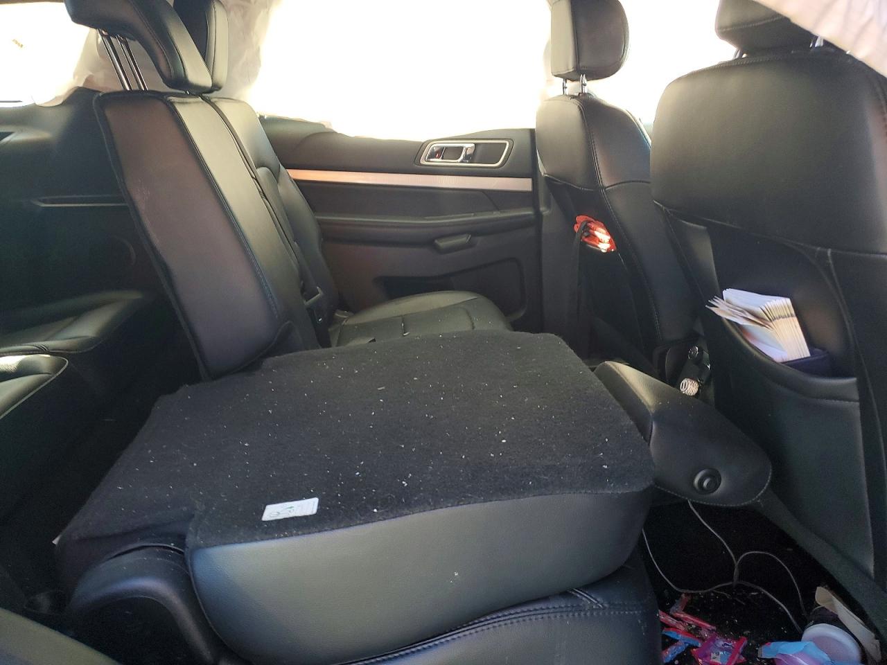 2017 FORD EXPLORER XLT photo 21