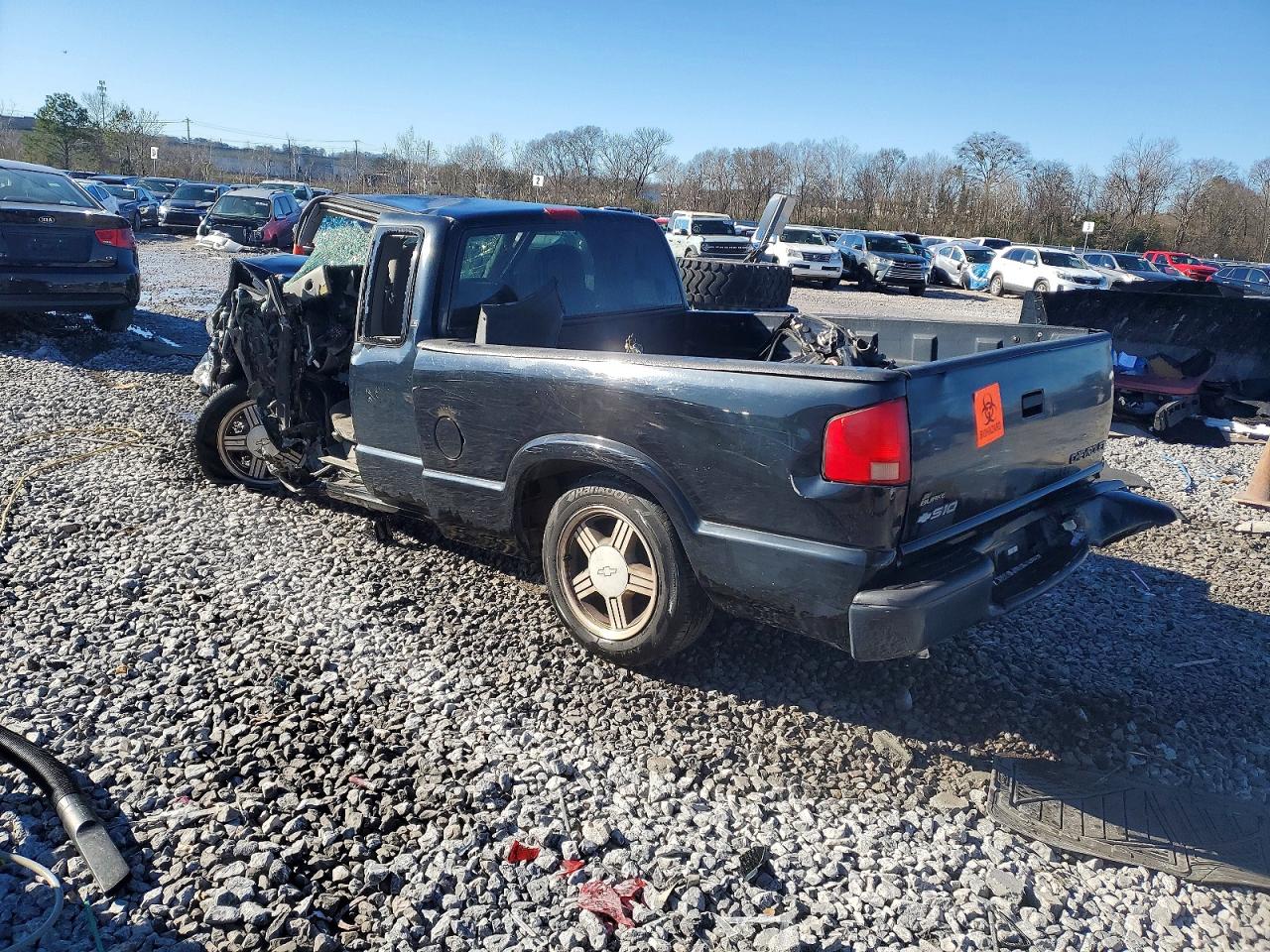 1999 CHEVROLET S TRUCK S10 photo 3