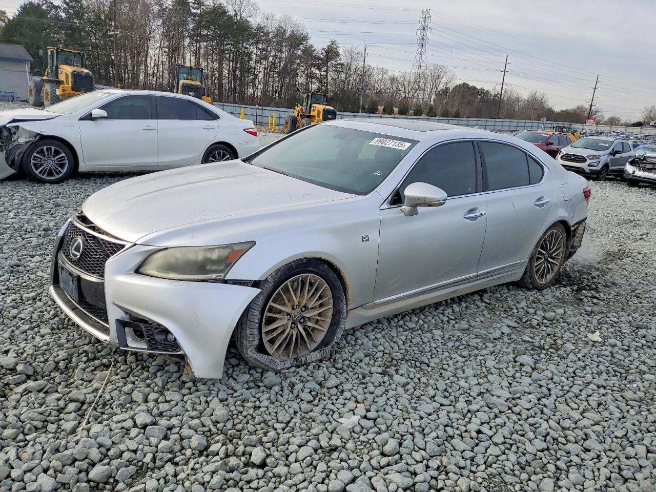 2013 LEXUS LS