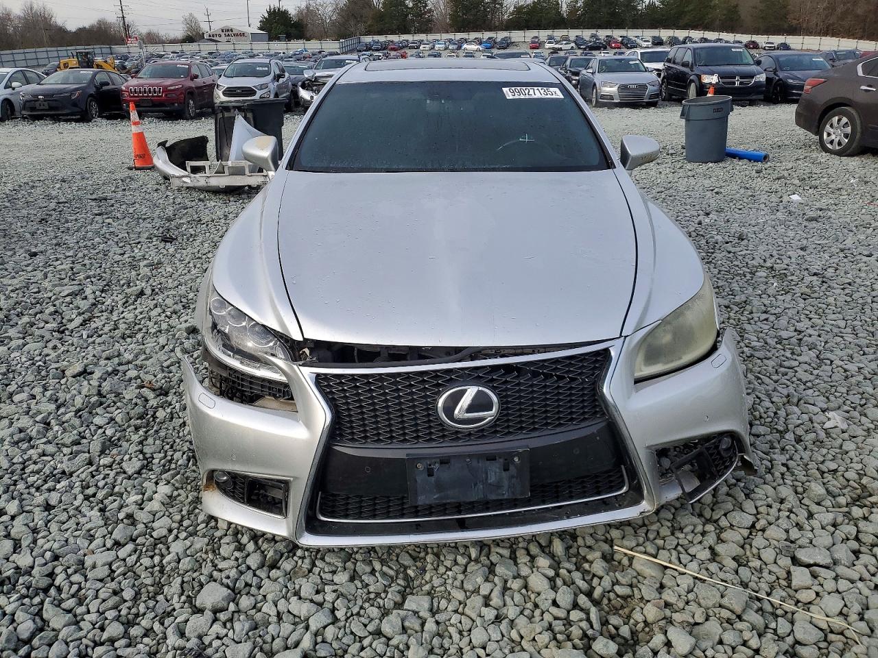 2013 LEXUS LS 460 photo 5