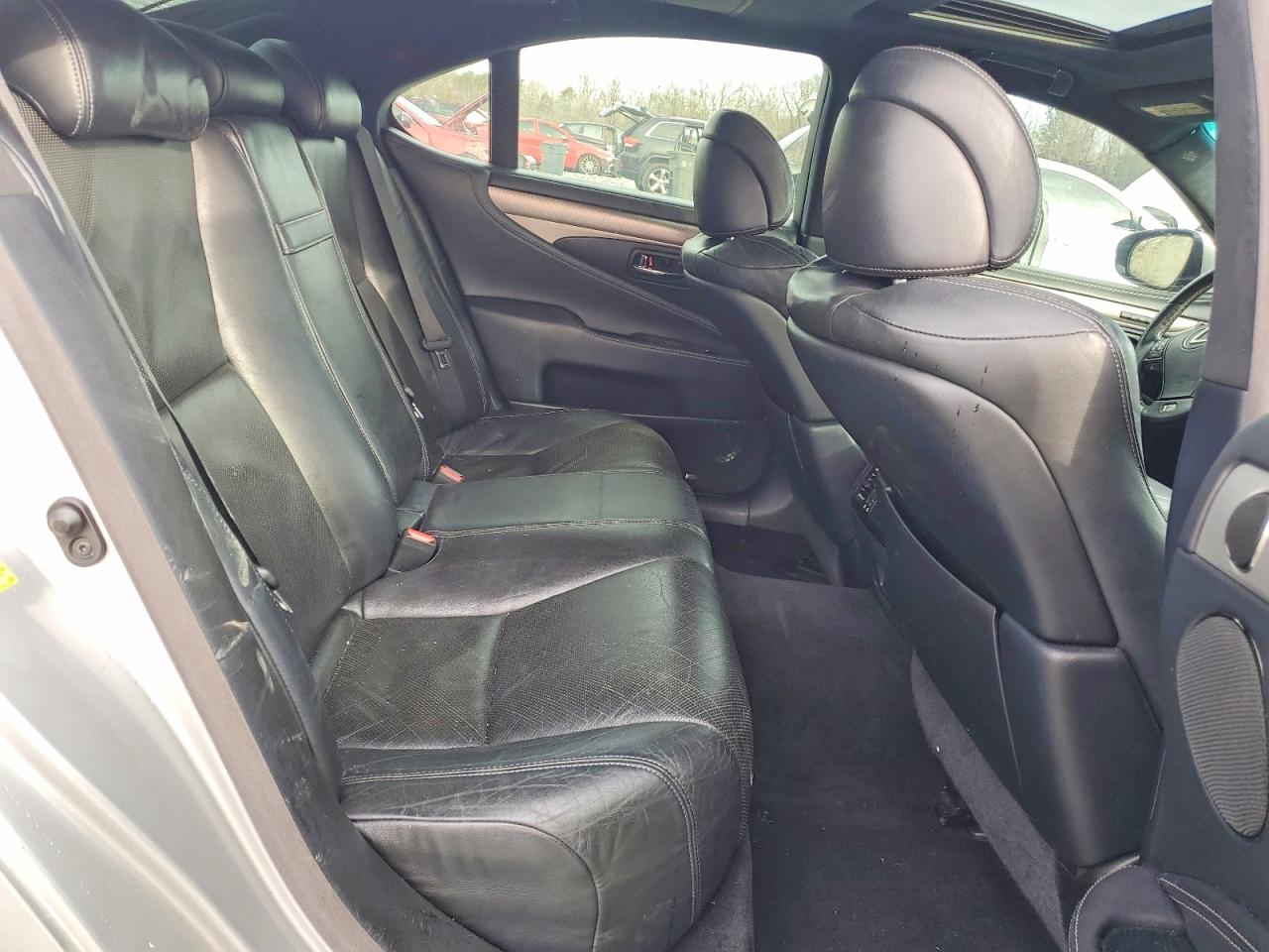 2013 LEXUS LS 460 photo 10