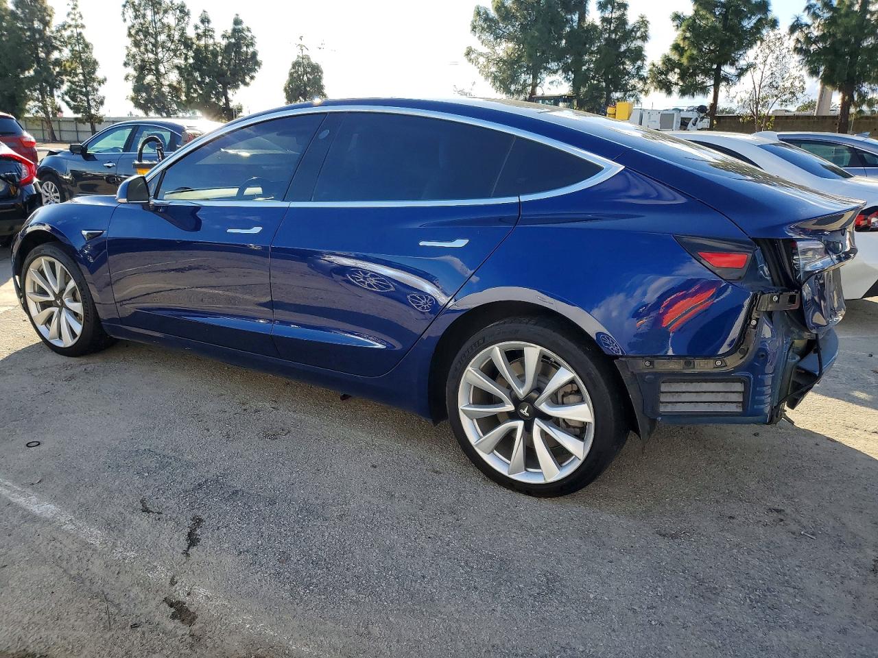 2018 TESLA MODEL 3 photo 2