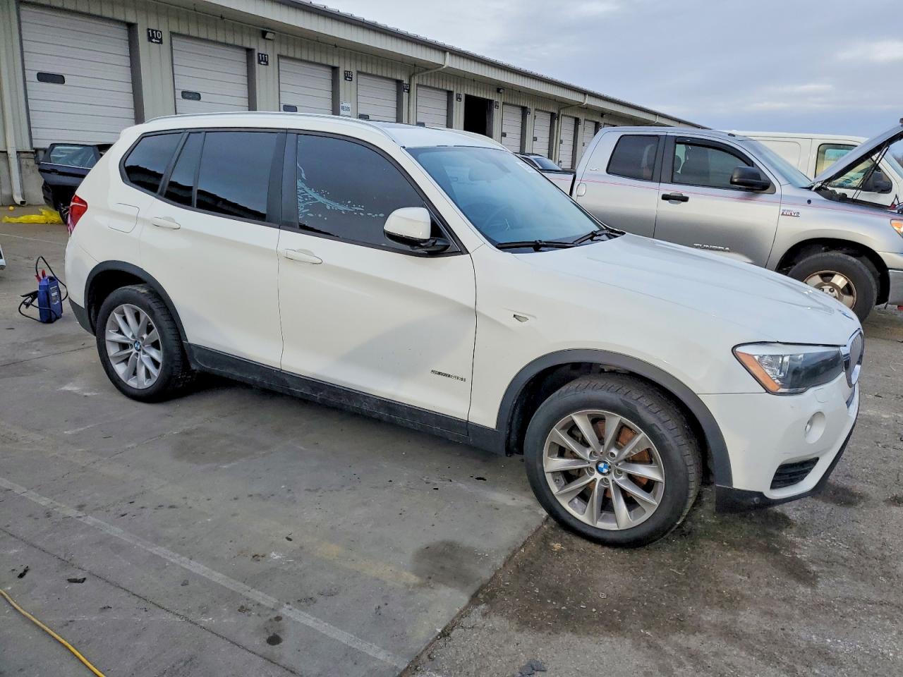2015 BMW X3 SDRIVE28I photo 4