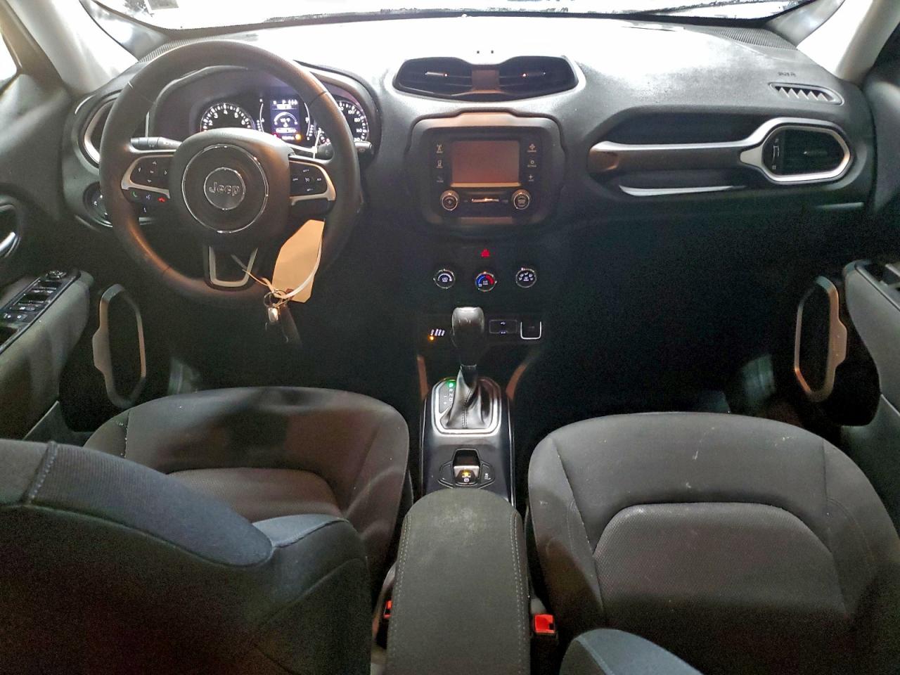 2019 JEEP RENEGADE SPORT photo 15