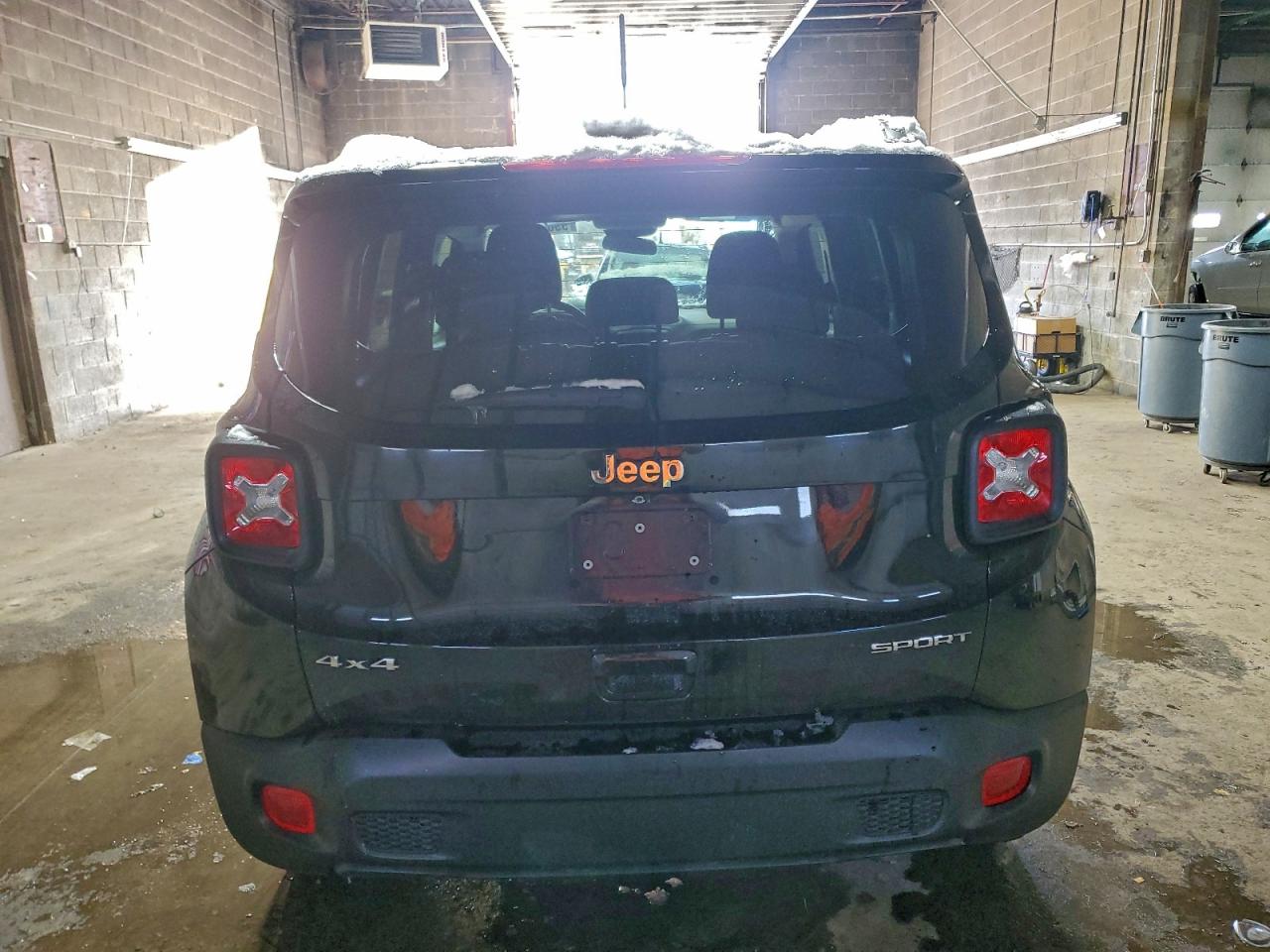2019 JEEP RENEGADE SPORT photo 11