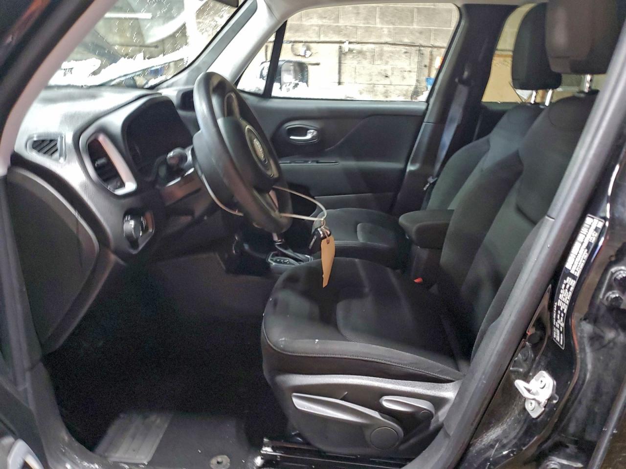 2019 JEEP RENEGADE SPORT photo 13