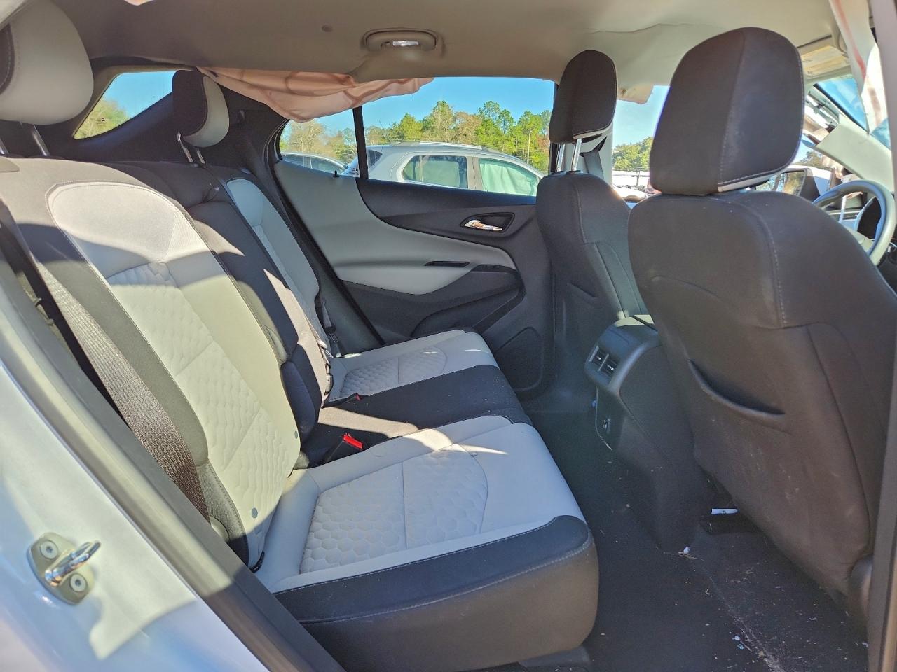 2020 CHEVROLET EQUINOX LT photo 11
