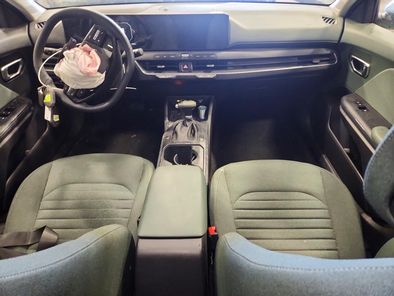 2025 KIA K4 EX photo 8